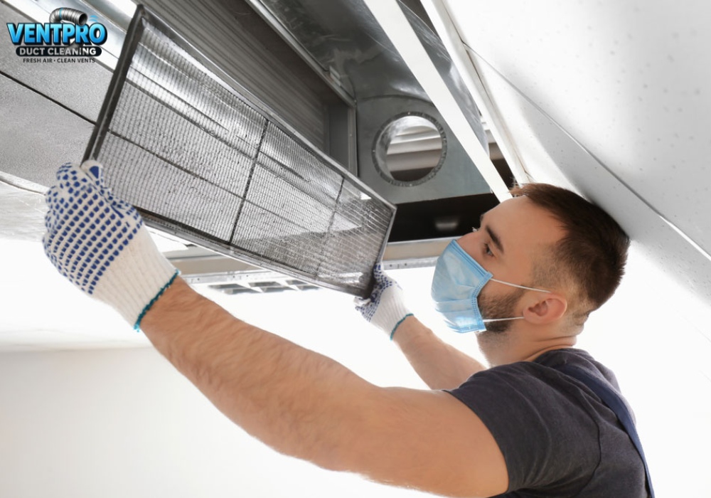 Signs your air ducts need professional cleaning not DIY